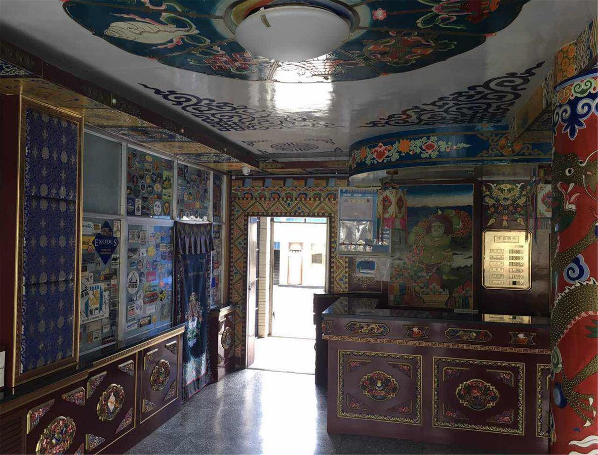 Overseas Tibetan Hotel Xiahe Buitenkant foto