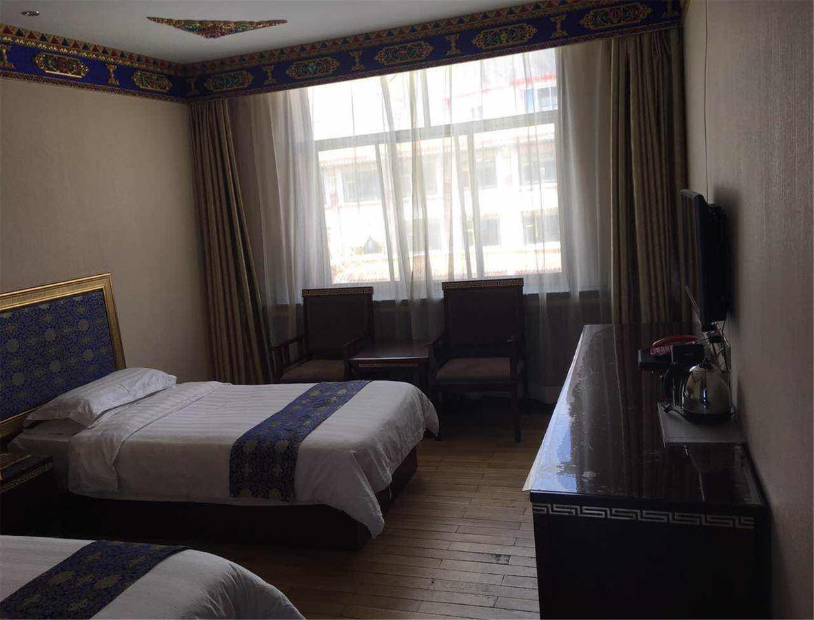Overseas Tibetan Hotel Xiahe Buitenkant foto