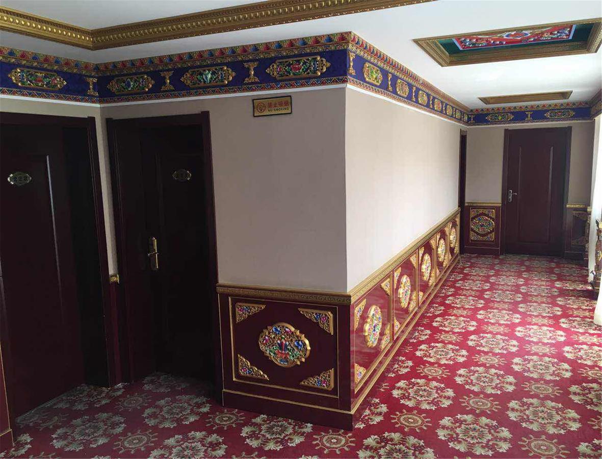 Overseas Tibetan Hotel Xiahe Buitenkant foto